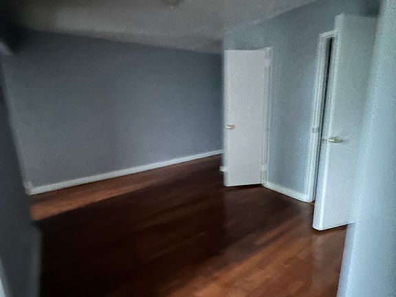 3rd image of 103 Chancellor Ave #A-43