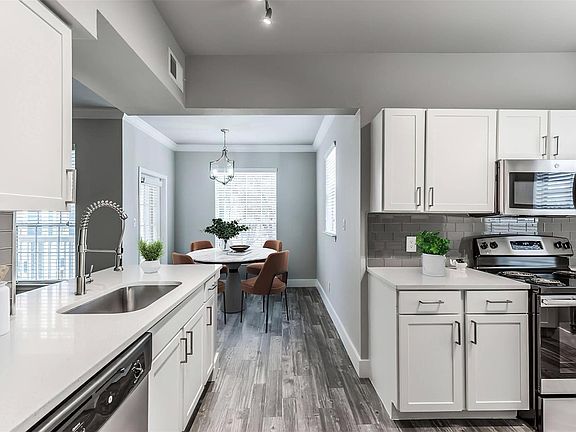 4th image of 19100 Glenwest Dr #936