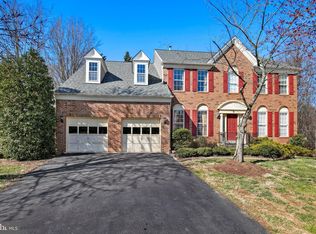 5 Royal Forest Ct, Silver Spring, MD 20904