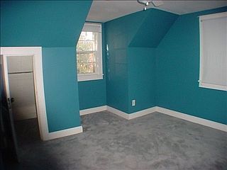 4th image of 608 N Green St