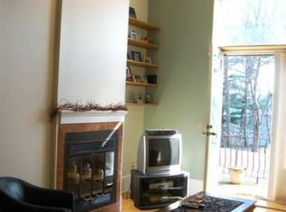 5 School St APT 4, Salem, MA 01970