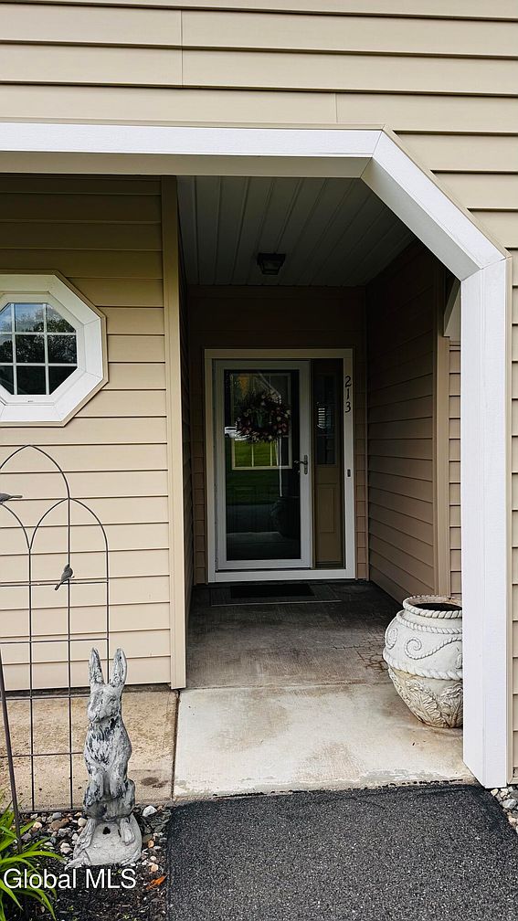 1st image of 213 Hampton Pl Boulevard #213