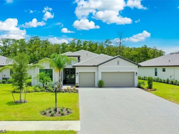 19070 Hinkley Dr, Estero, FL 33928