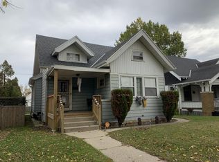 2952 N 39th St, Milwaukee, WI 53210