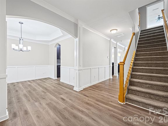 4th image of 2166 Bluebell Way