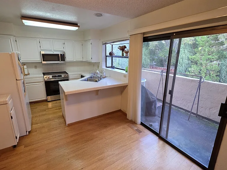 2149 Junction Ave #6 — Photo 3
