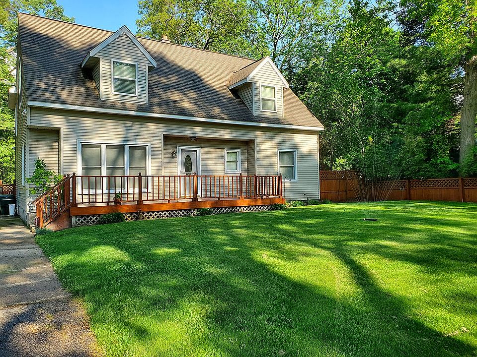 1st image of 3462 Algonquin Dr
