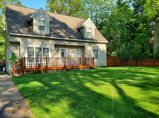 3462 Algonquin Dr, Norton Shores, MI