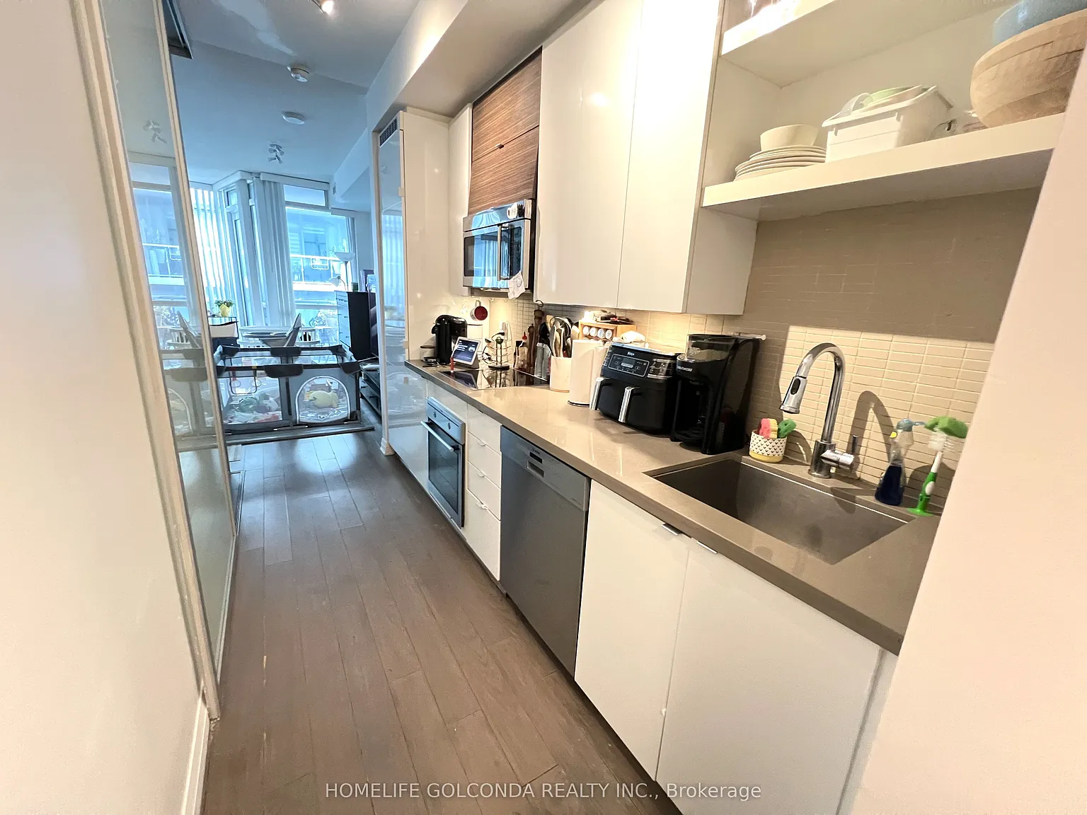 1 bed, $2,300 — Photo 2