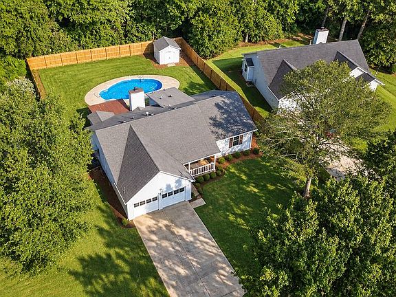 3rd image of 10436 Tara Pointe Dr