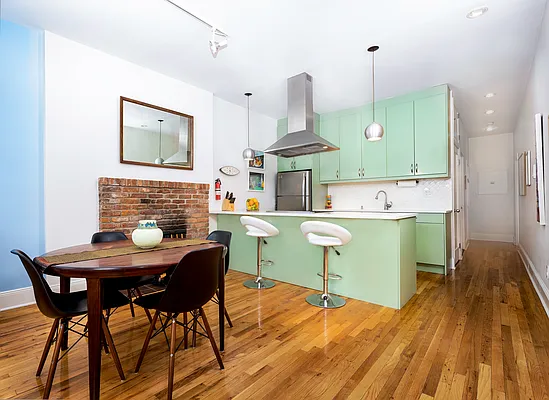 Sold by Douglas Elliman | media 17