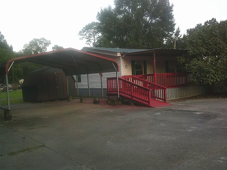 22433 Yancy Rd — Photo 2
