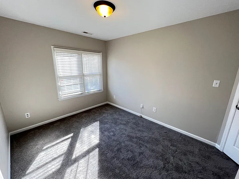 50303 Governors Dr — Photo 20