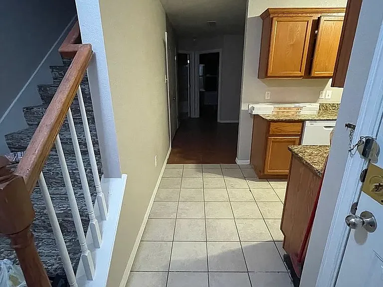 8107 Arbor Ave — Photo 4