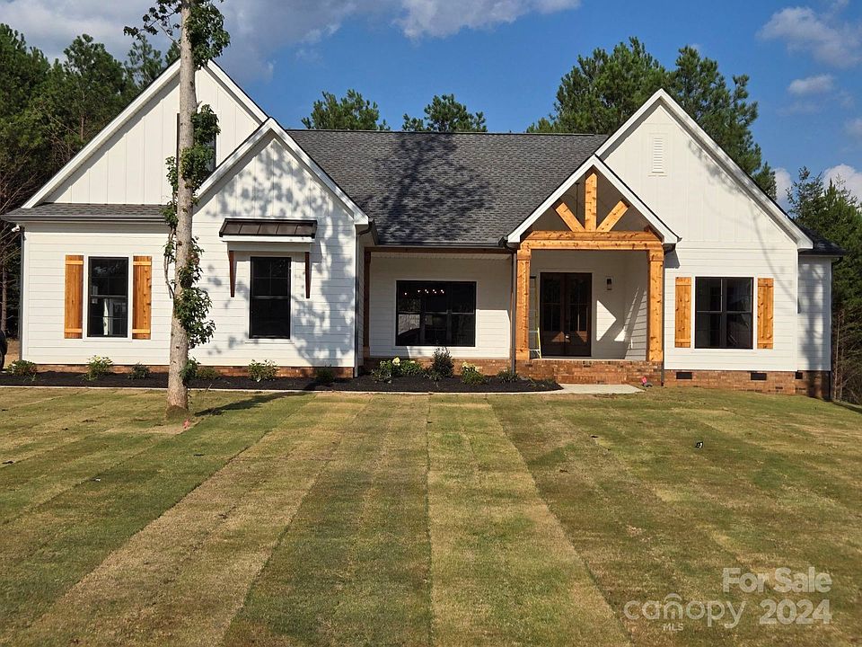 1st image of 162 Heartland Dr #26