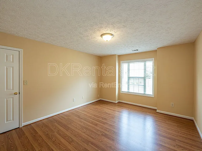 1704 Riverlanding Cir — Photo 22