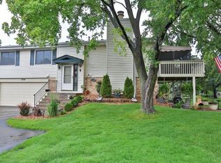 5351 Beachside Dr, Minnetonka, MN 55343