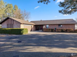 1570 Kaniksu Loop, Walla Walla, WA 99362