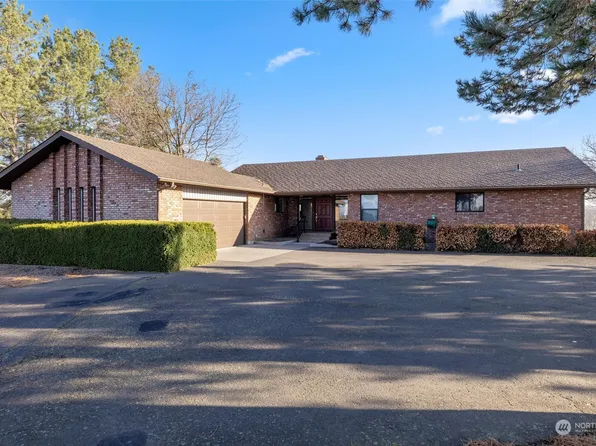 1570 Kaniksu Loop, Walla Walla, WA 99362