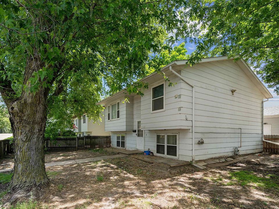 706 14th Ave, Gilbertville, IA 50634 Zillow
