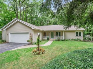 2281 Algoma Woods Dr NE, Rockford, MI