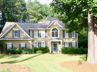 155 Inverness Shores Dr, Fayetteville, GA 30215