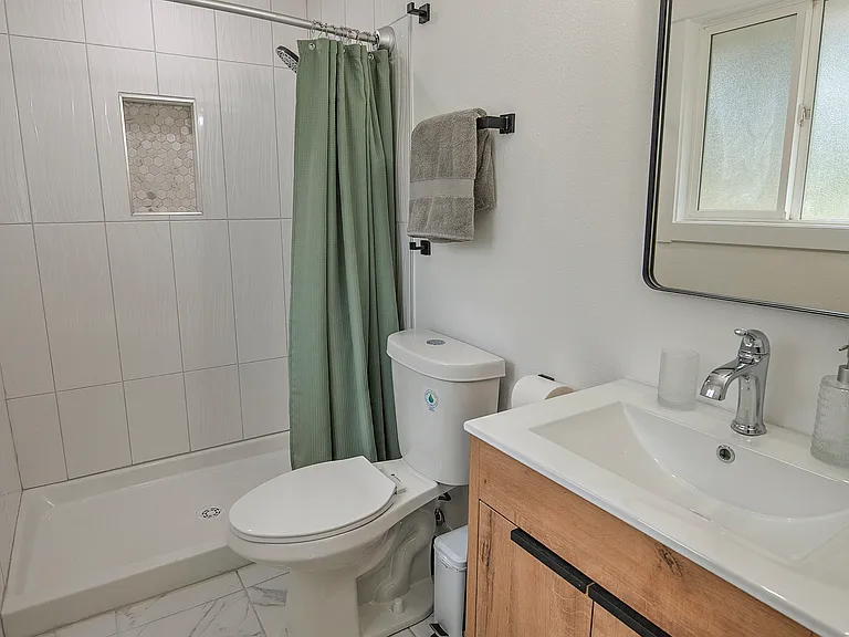 5901 NW Cherry St — Photo 31