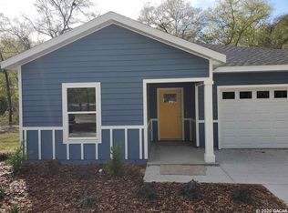 667 Stephens St, Bronson, FL 32621