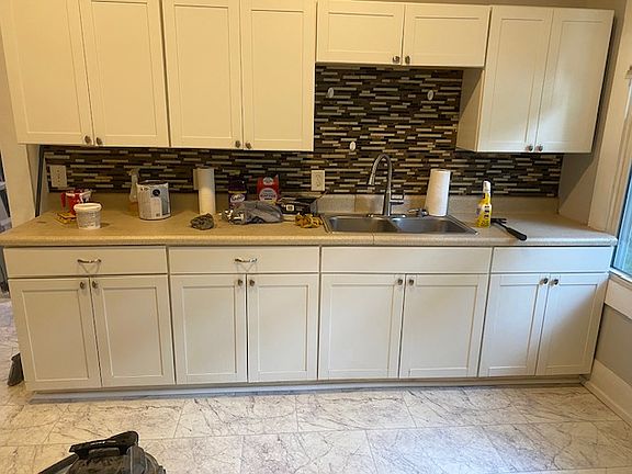 4th image of 2935B 5th Ave