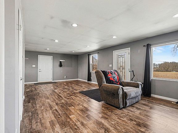 5th image of 8980 Bivens Rd
