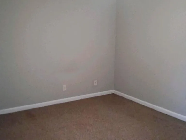 525 Lowell Ave — Photo 6