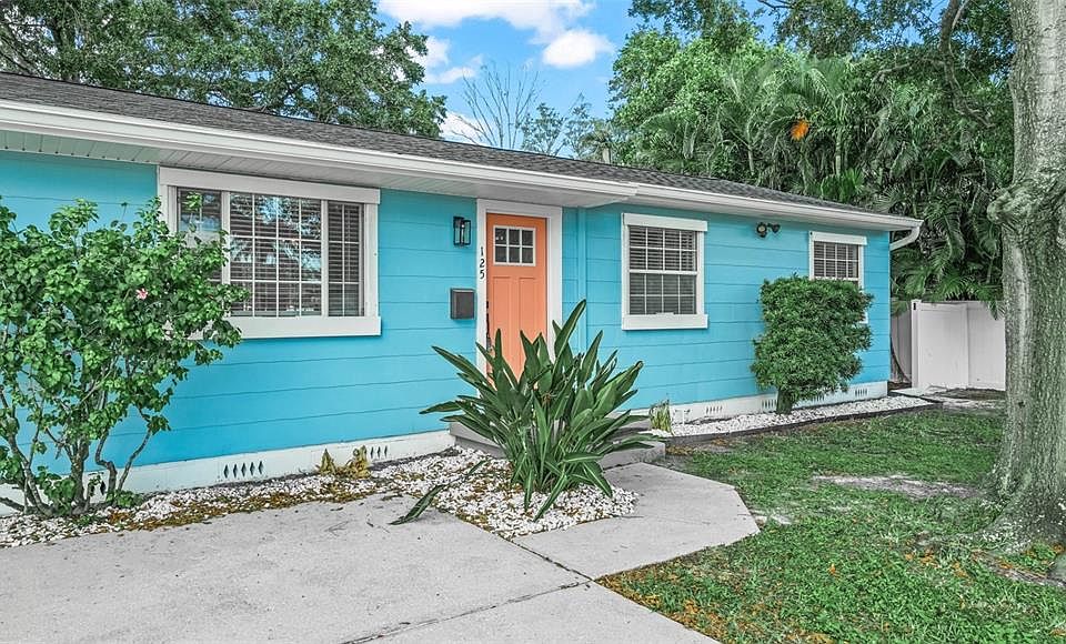 1st image of 125 80TH AVENUE N