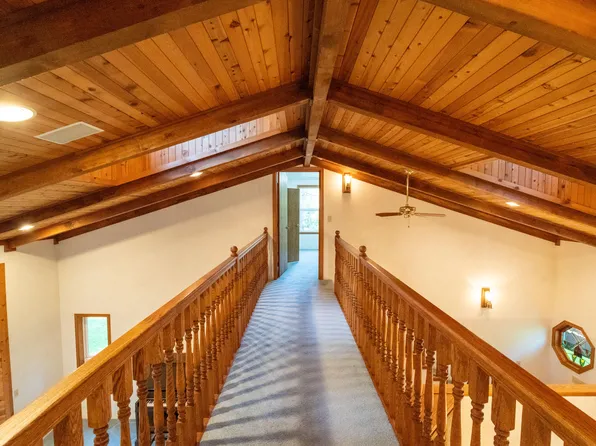 209 College Dr, Grants Pass, OR 97527