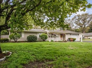 69 Sloane Dr, Framingham, MA 01701