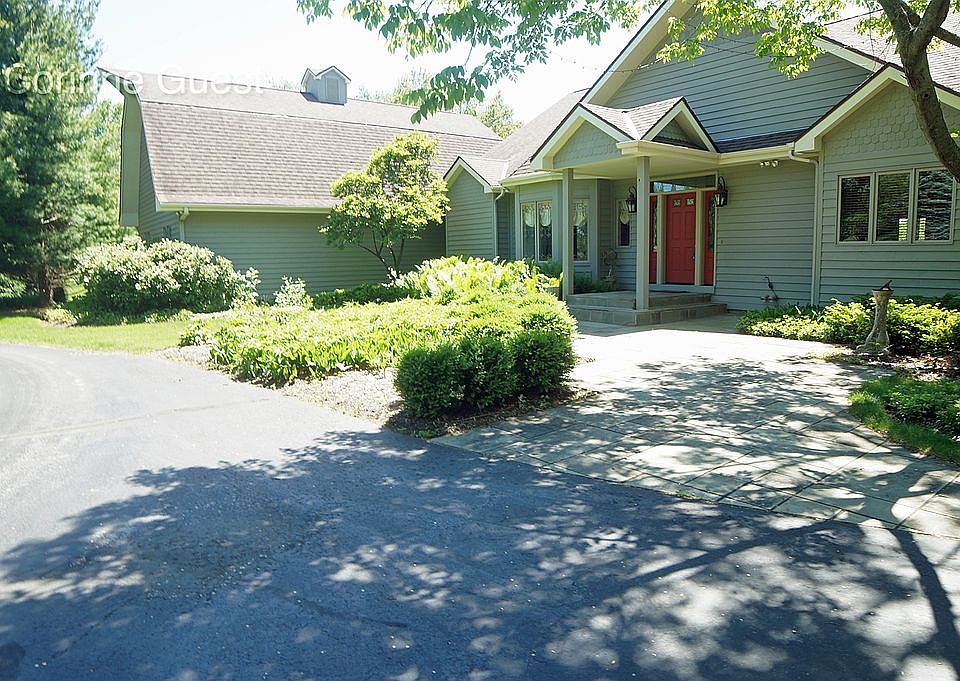 1st image of 35W371 Forest Dr