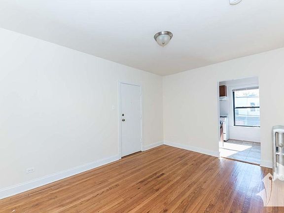 5th image of 2621 N Spaulding Ave #1W1ST