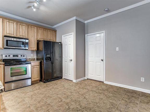 3rd image of 3075 Willow Grove Blvd APT 2102