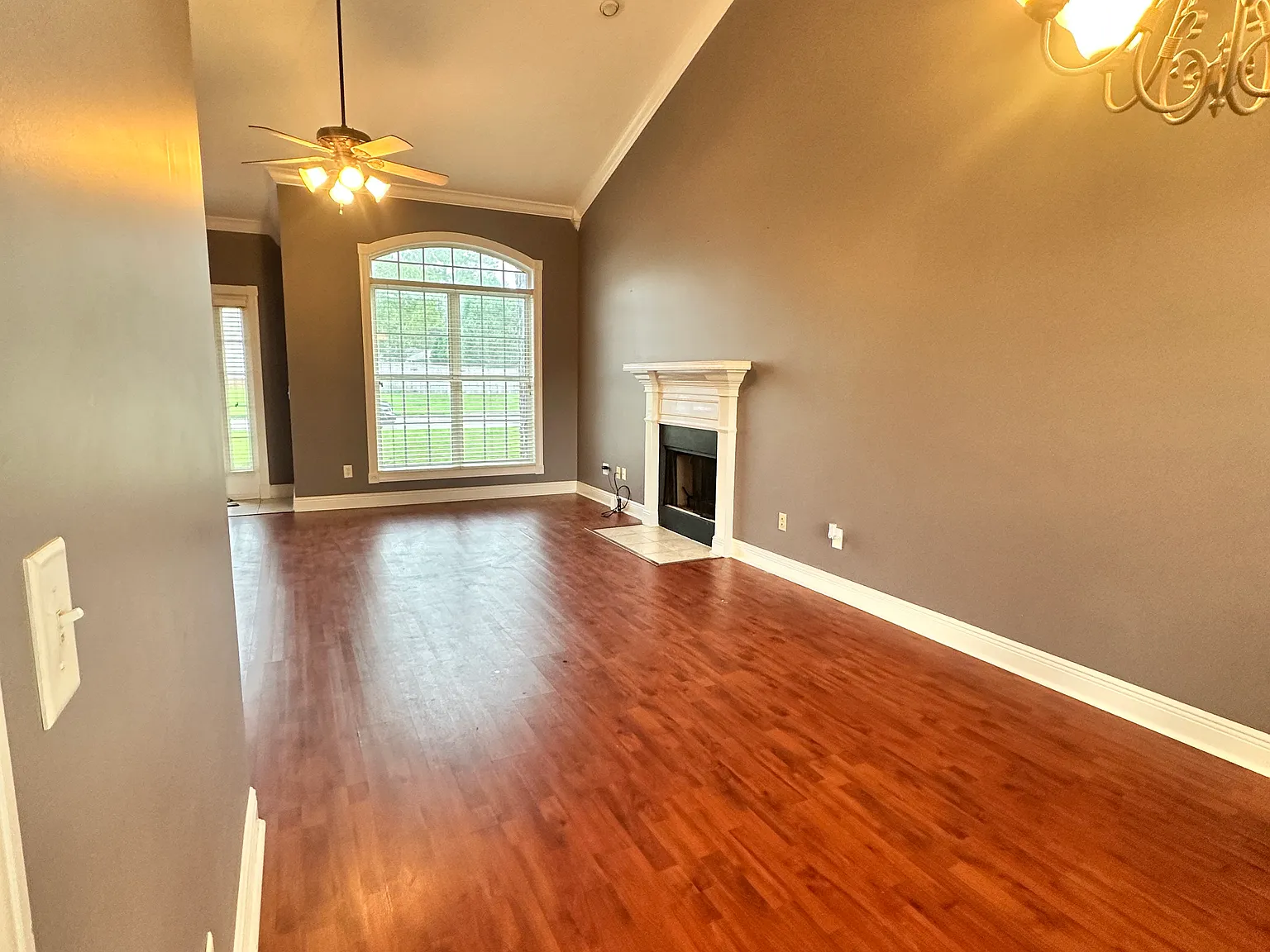 3 bed, 1399 sqft, $1,800 — Photo 4