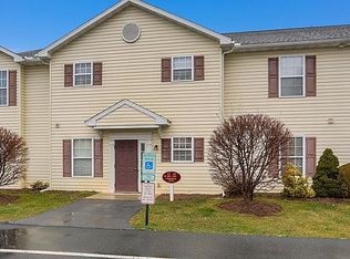 33 Christine Dr, Reading, PA 19606