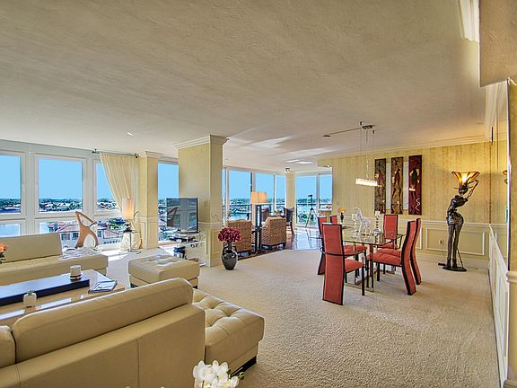 5th image of 4031 Gulf Shore Blvd N #8E