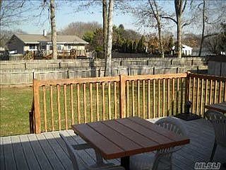 4th image of 1163 Waverly Ave