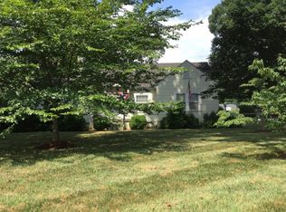 3409 Yanceyville St, Greensboro, NC 27405