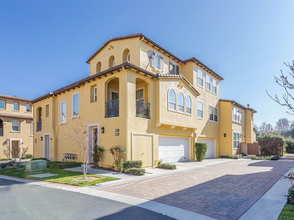 1st image of 27006 Fairway Ln #88