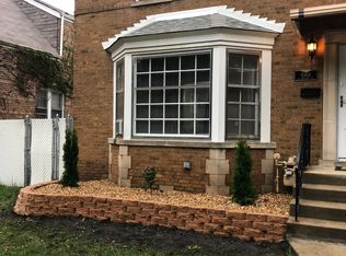 10614 S Artesian Ave, Chicago, IL 60655