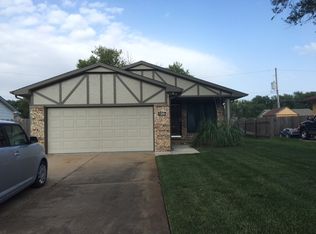 126 N Tracy St, Wichita, KS 67212