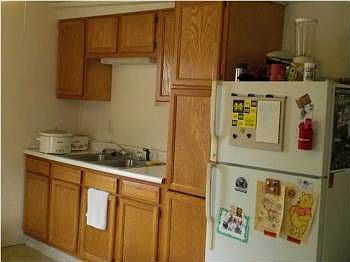 4th image of 40 E Elm St NE