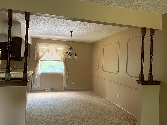 4th image of 3312 Bridge Manor Dr