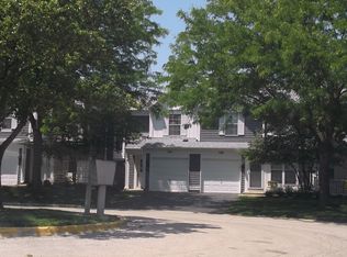 326 Cane Garden Cir, Aurora, IL 60504