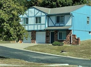 4035 S Hedges Ave, Kansas City, MO 64133