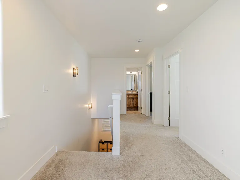 63121 De Haviland Ct — Photo 30